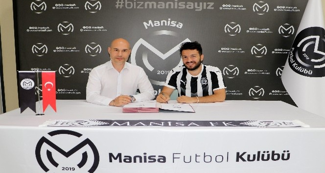 Manisa FK’da Özgür Çek sözleşme imzaladı