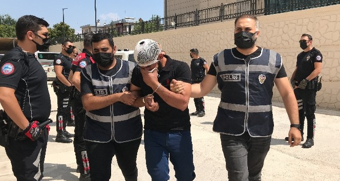 Elazığ’da 1 kişiyi öldürüp 6 kişiyi yaralayan şüpheli adliyeye sevk edildi