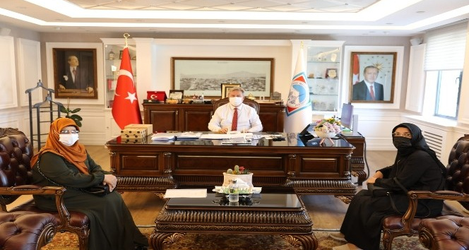 Kayseri İHH Kadın Kolları’ndan Başkan Palancıoğlu’na ziyaret