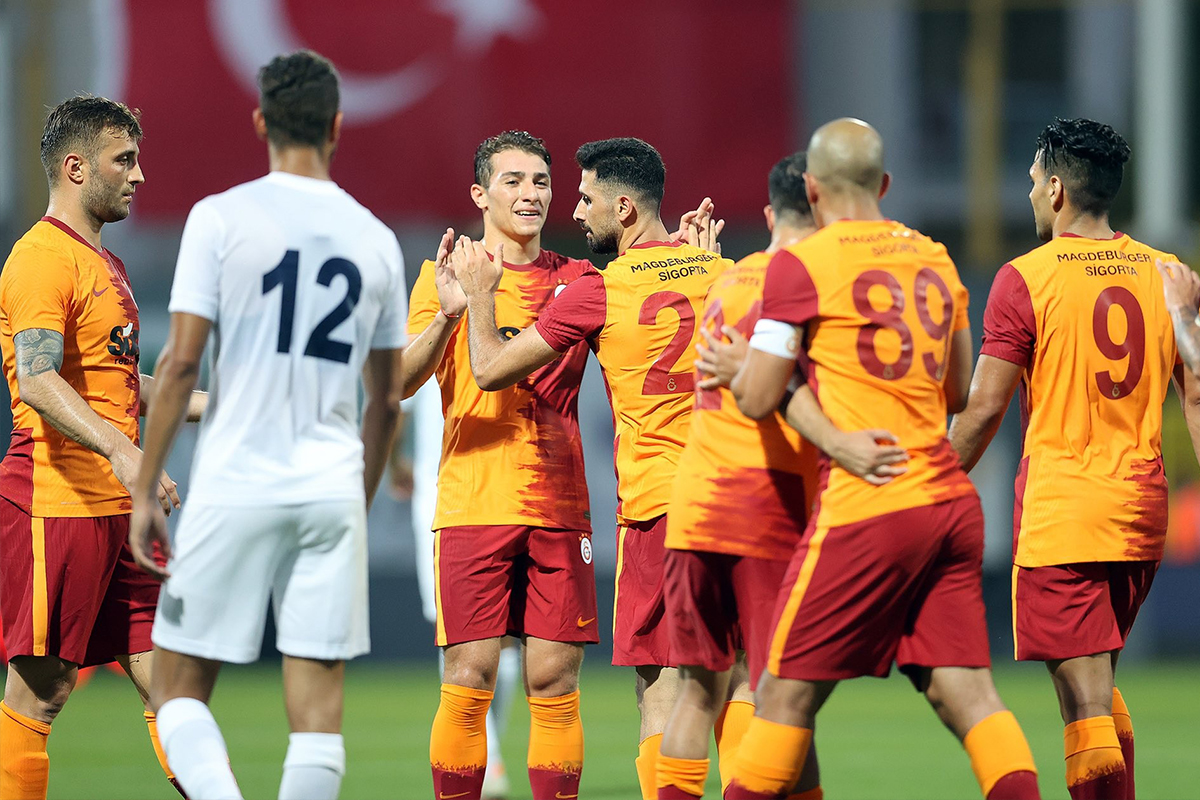Galatasaray hazırlık maçında Kasımpaşayı 4-2 yendi