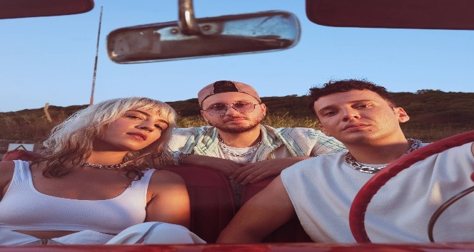 Edis, Anıl Piyancı ve Ekin Beril kamera karşına geçti