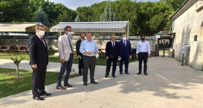 Milli Eğitim Bakan Yardımcısı Özer’den Rektör Tabakoğlu’na teşekkür