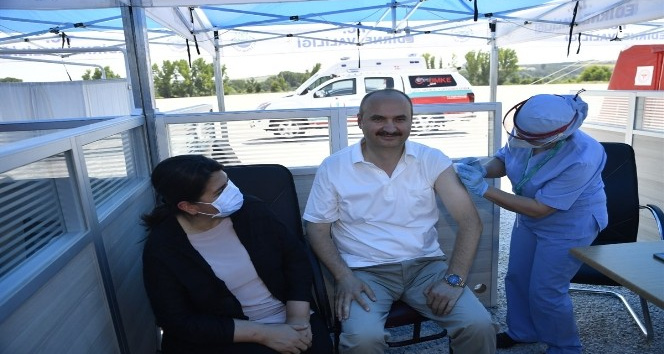 Edirne Valisi Canalp’tan gurbetçilere aşı çağrısı