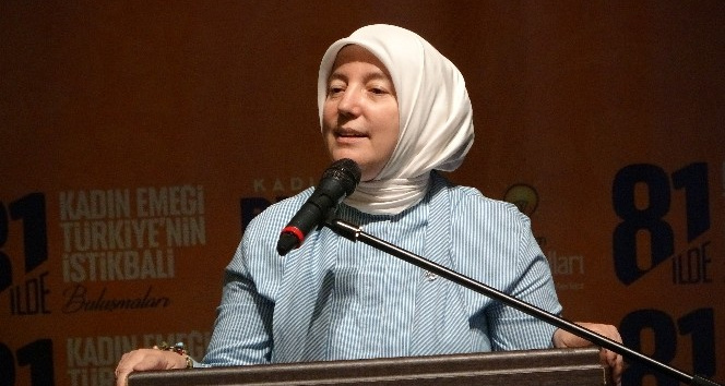 Uşak’ta ’Kadın Emeği, Türkiye’nin İstikbali’ programı düzenlendi