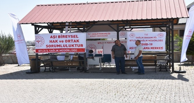 Bitlis’te aşılama çalışması devam ediyor