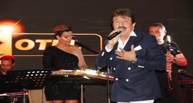 Bodrum’da Ahmet Selçuk İlkan rüzgarı