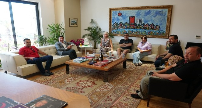 Bodrum için ünlü sanatçılar kolları sıvadı