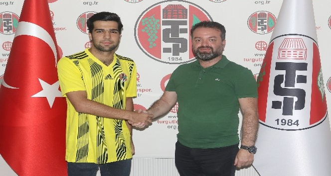 Turgutluspor Mustafa Emirhan Özyaşar ile 2 yıllık anlaşma imzaladı