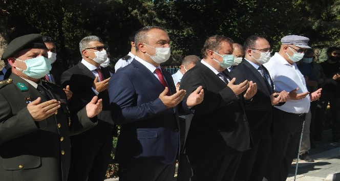 Suriye sınırında 15 Temmuz şehitleri anıldı