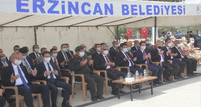 Erzincan’da şehitler dualarla yâd edildi