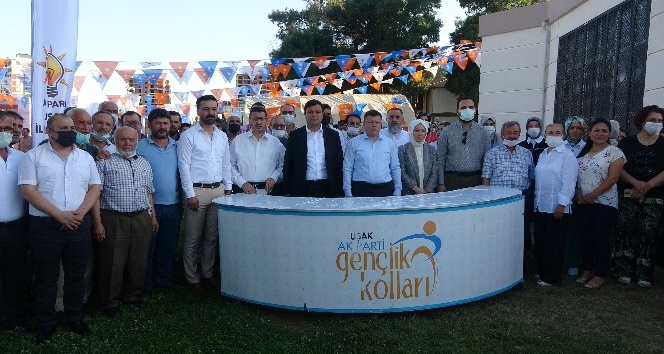 Fahrettin Tuğrul, “Bu vatanın bayrağında şehitlerimizin kanı var”
