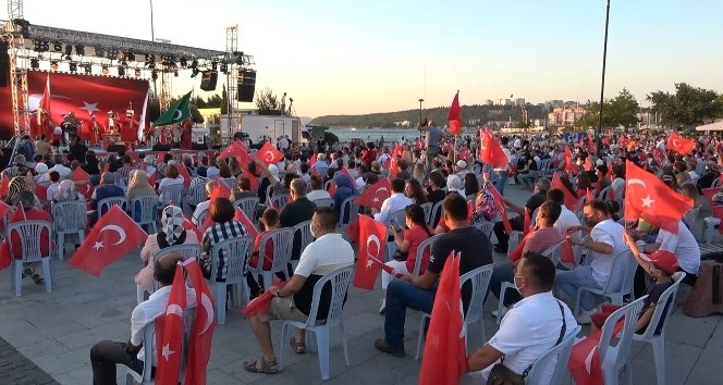Çanakkale 15 Temmuz’da tek yürek oldu