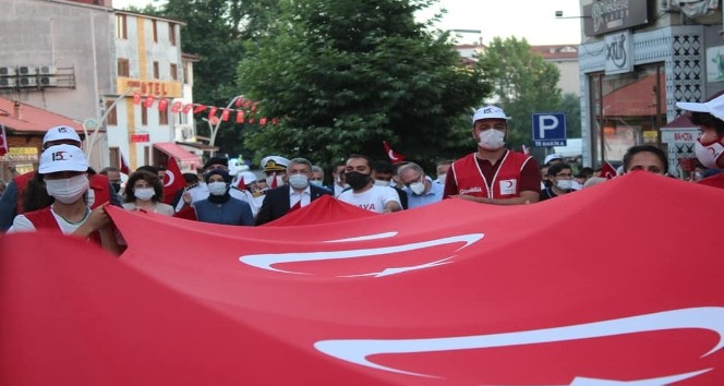 Bartın’da 15 Temmuz etkinliklerinde vatandaşlar meydanlara koştu