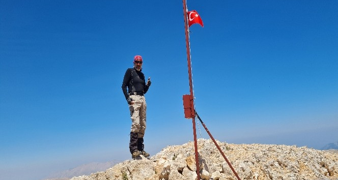 3 bin 70 metrelik dağa solo tırmanış