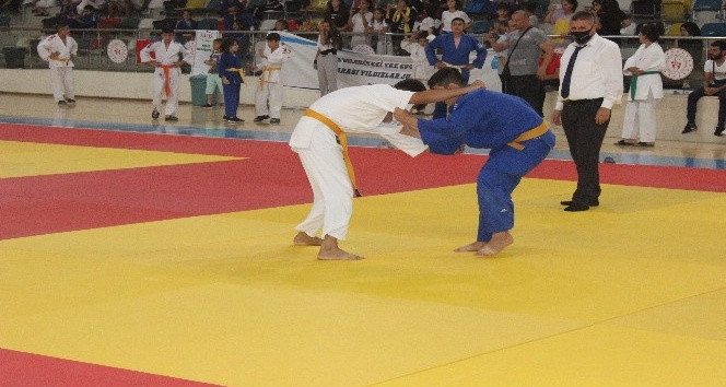 Yıldızlar Judo turnuvası sona erdi
