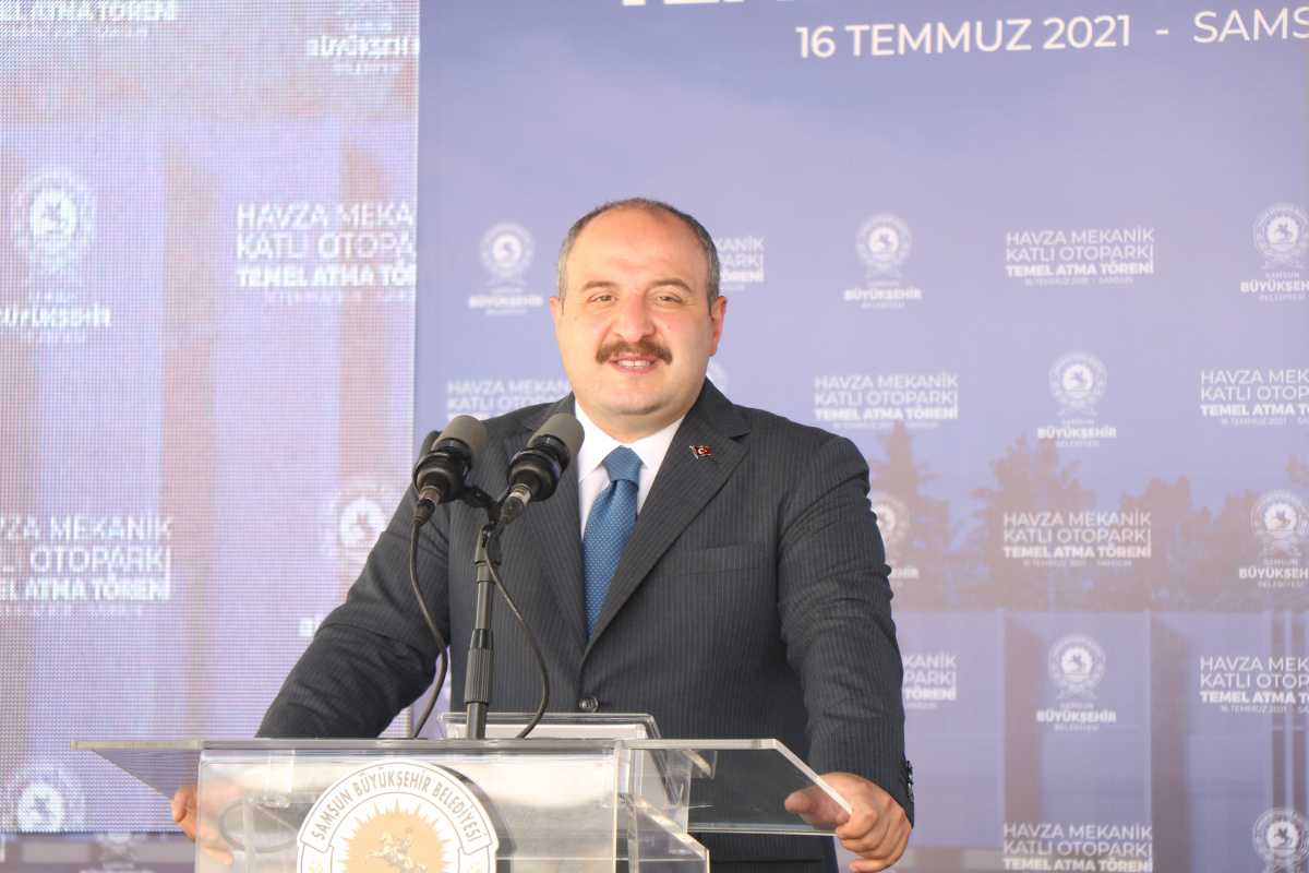 Bakan Varank: 'CHP sadece vatandaşın gözünü boyayacak işlere imza atar'