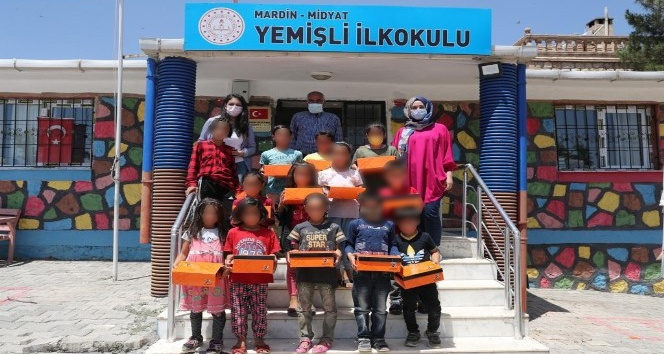 İhtiyaç sahibi çocukların bayramlığı Mardin Büyükşehir Belediyesinden