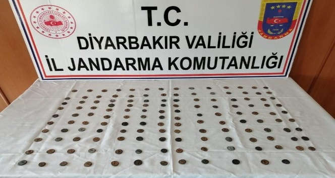 Diyarbakır’da 143 adet sikke ele geçirildi