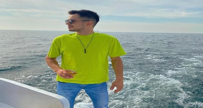 Samatya’da denizde kaybolan genç için bekleyiş sürüyor