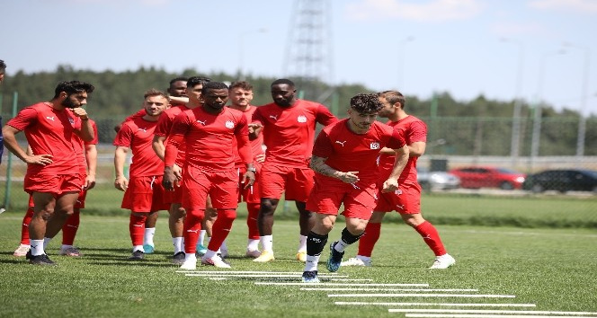 Sivasspor Petrocub maçına hazırlanıyor
