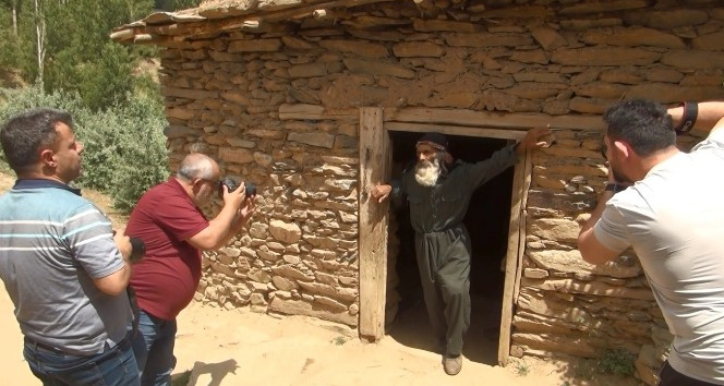 (Özel) Portre fotoğrafını çekmek için yüzlerce kilometre uzaktan geliyorlar