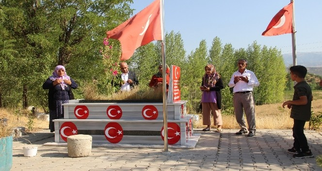 Şehitler bayramda unutulmadı