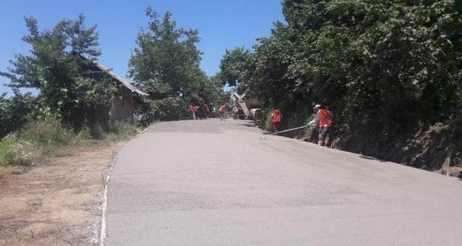 Fatsa’nın mahallelerine beton yol konforu