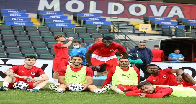 Sivasspor Petrocub maçına hazır