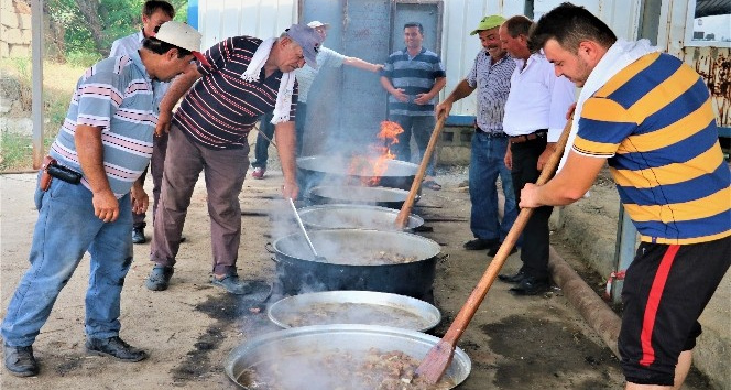 Edirne’de iki asırlık kurban geleneği