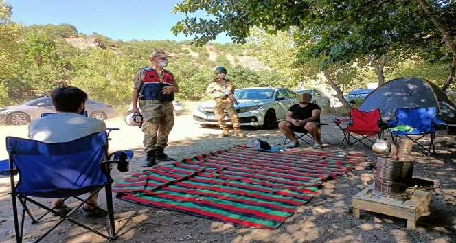 Tunceli’de jandarma ve orman muhafaza ekiplerinden vadilerde piknik denetimi