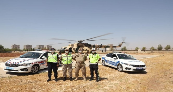 Mardin’de helikopter ile havadan trafik denetimi yapıldı