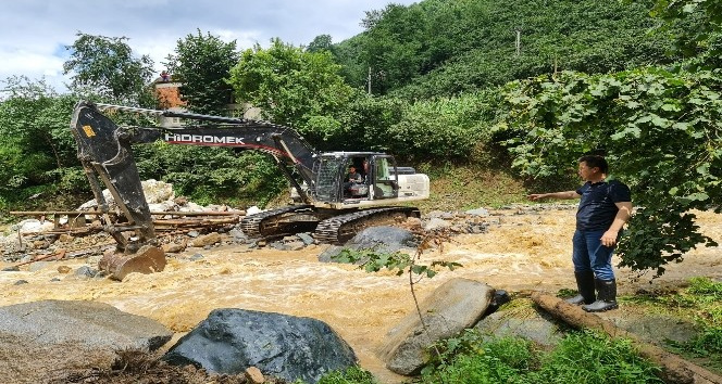 Giresun’un Doğankent ilçesinde sel tedbirleri