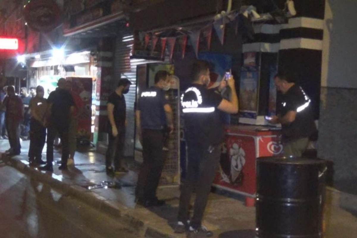 İzmir’de moto kuryelerin kavgası kanlı bitti: 1 ölü