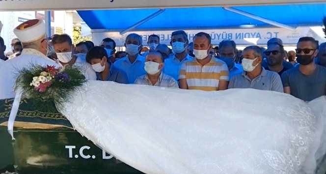 Cinayete kurban giden Yağmur Tayhan son yolculuğuna uğurlandı