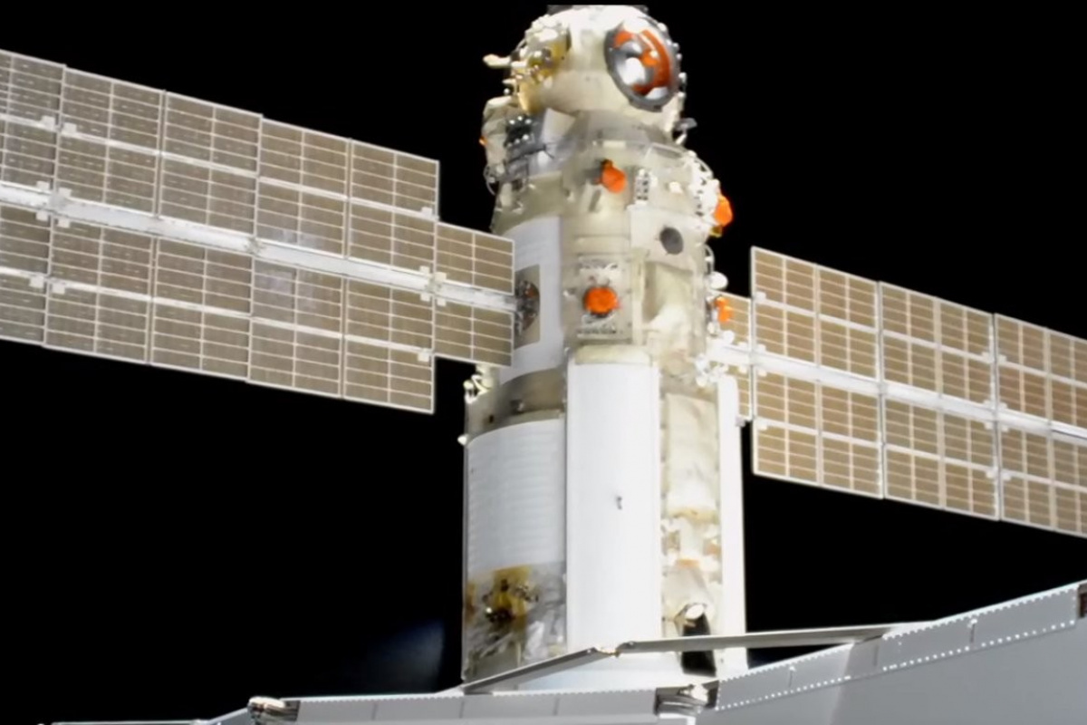 Rusya&#039;nın Nauka modülü uluslararası uzay istasyonuna kenetlendi