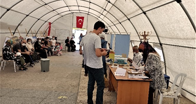 Kırşehir’de mobil çadırda aşılama rekoru