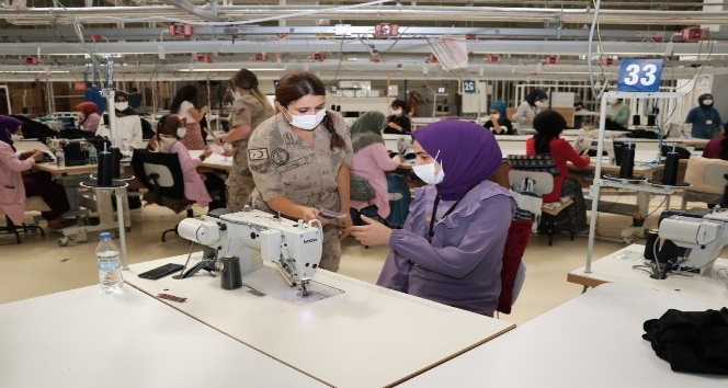 Bingöl’de kadınlara KADES uygulaması anlatıldı