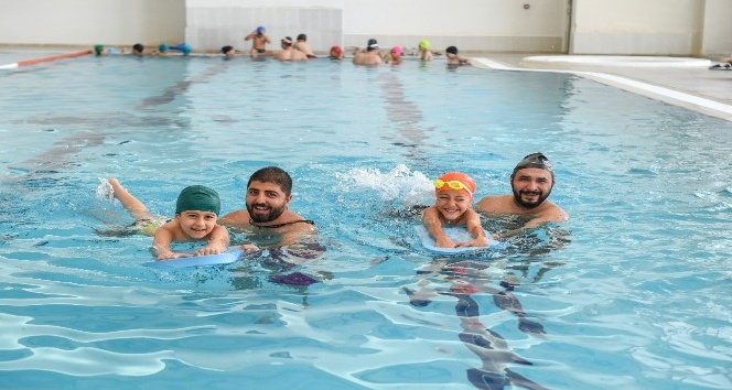 Altındağ’da 3 bin çocuğa ücretsiz yüzme kursu verilecek