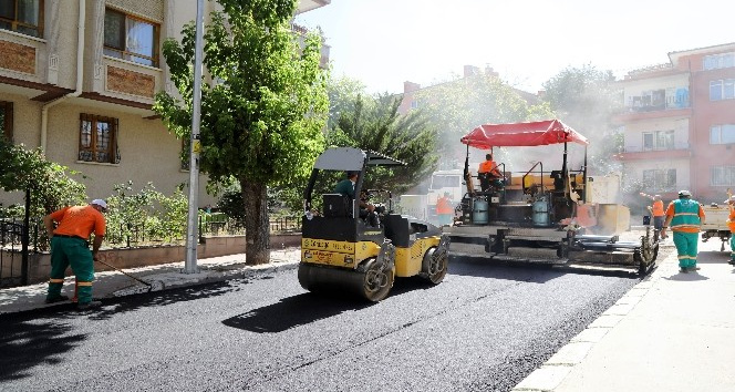 Çankaya Belediyesi 20 cadde ve sokakta asfalt çalışmasını tamamladı