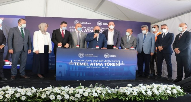 Bakan Varank, Altınova Yöresel Ürünler Merkezi’nin temelini attı