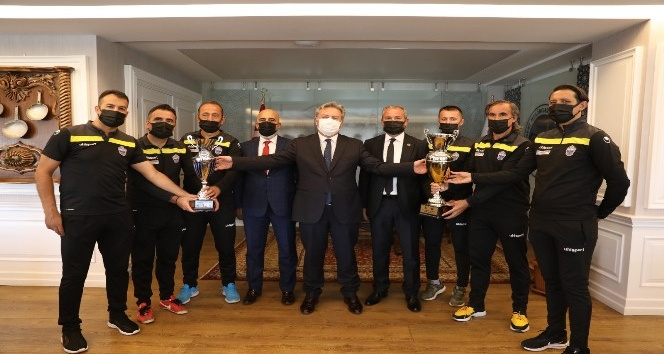 Kayseri Masterler Spor Kulübü’nden Başkan Palancıoğlu’na ziyaret