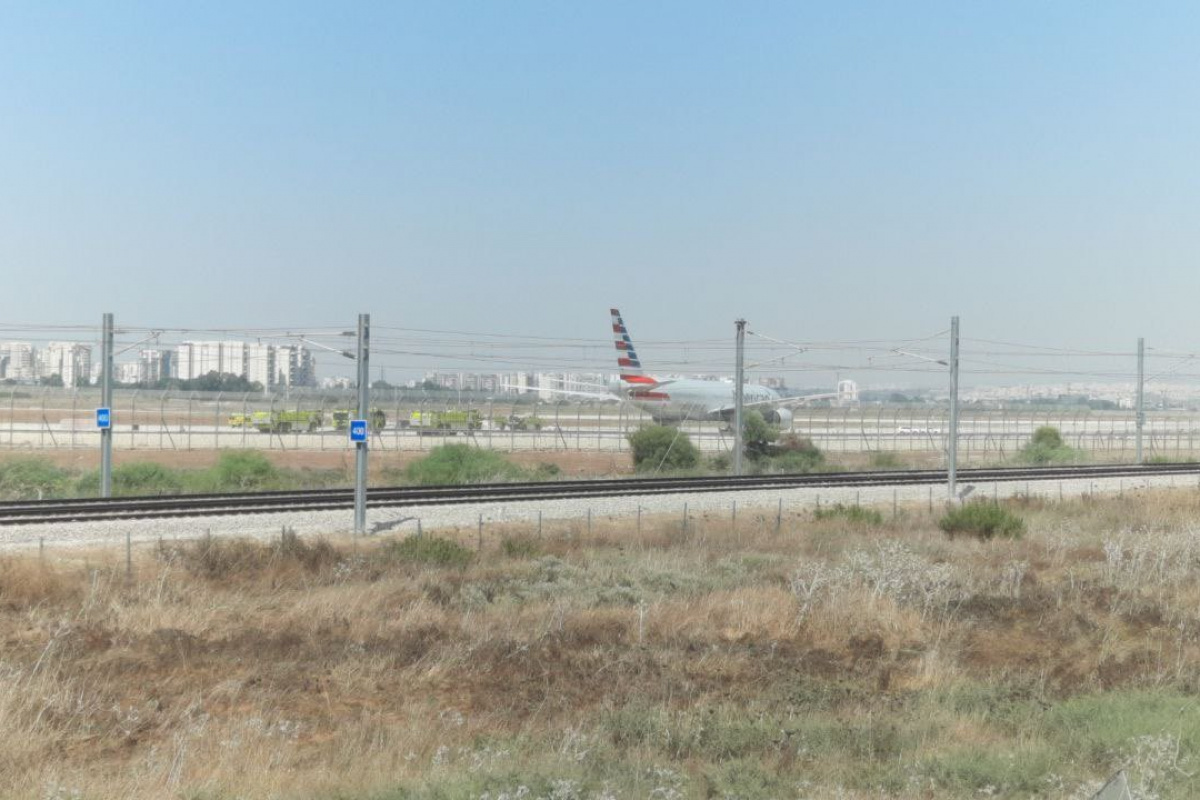 American Airlines&#039;a ait yolcu uçağı İsrail&#039;e acil iniş yaptı