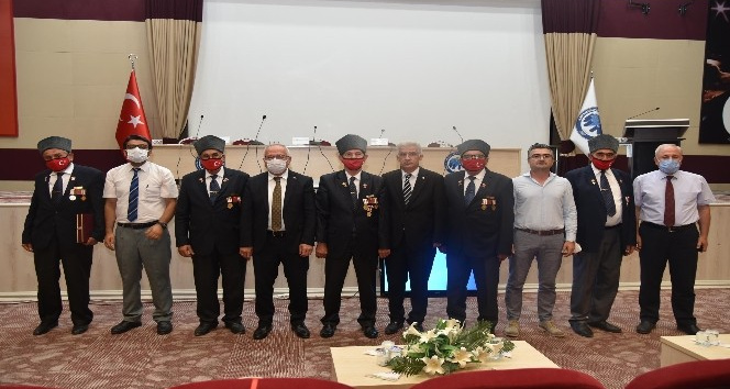 KMÜ Rektörü Namık Ak: "Kıbrıs, yüzyıllar boyunca Türk hakimiyetinde kalmış güzide bir vatan toprağıdır"