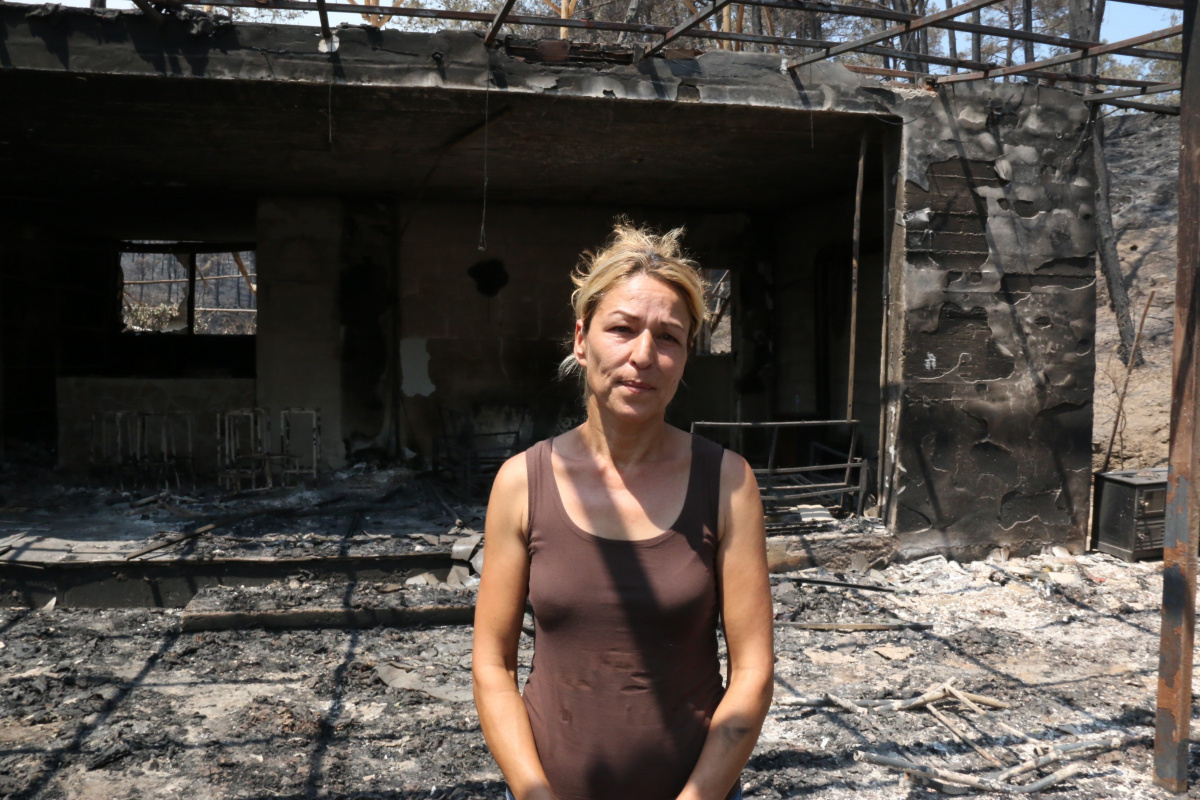 Manavgat yangınında çiftliği küle dönen kadın: &#039;Cehennemi yaşadım&#039;