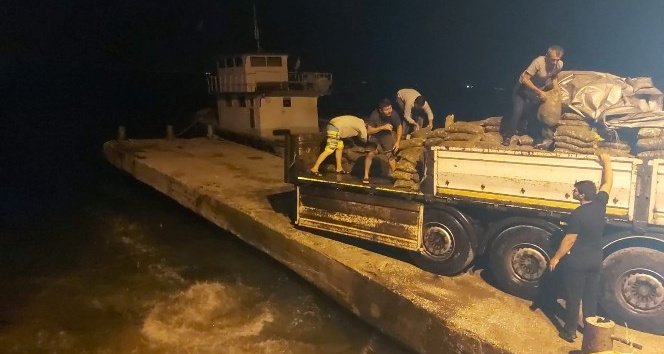 Yalova’da kaçak midye operasyonu