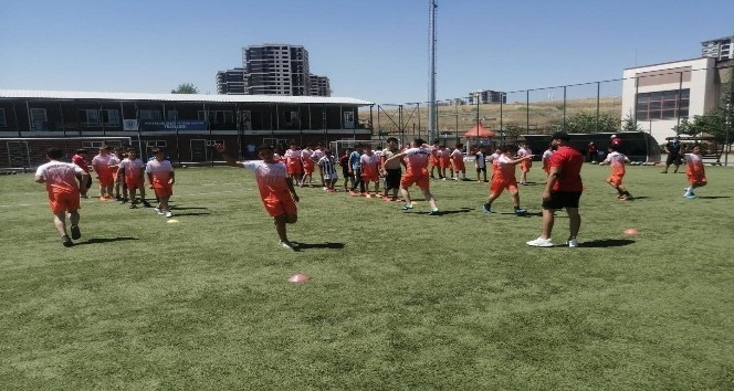 Pursaklar Belediyesinden çocuklara “Yaz Spor Okulu”