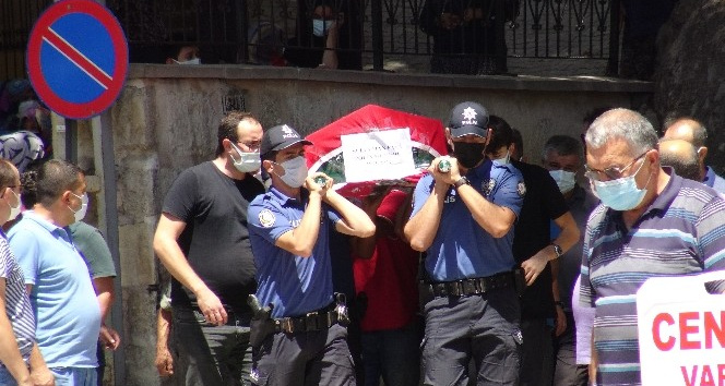 Kansere yenik düşen 2 çocuk babası polis memuru toprağa verildi