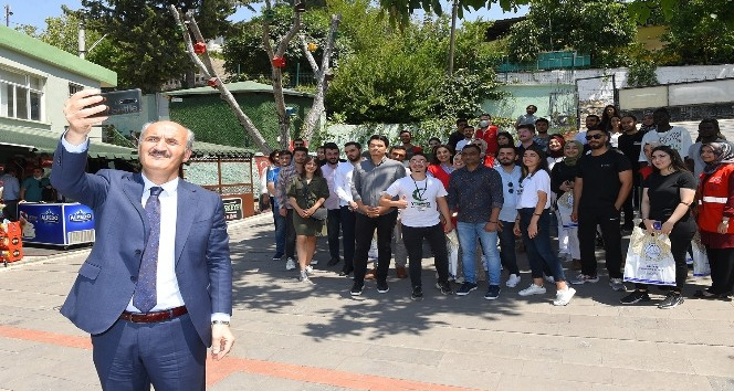 Başkan Okay: "Bulunduğumuz makamın emanetçileri gençlerdir"
