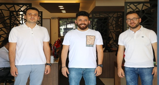 3 kişi ile başladıkları sektörde 14 gence istihdam sağlıyorlar