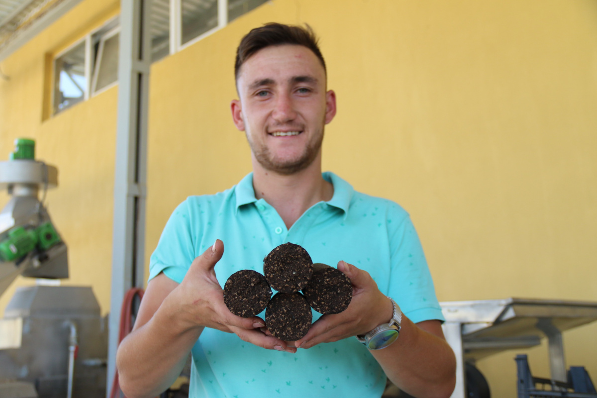 Bu kömür yandıktan sonra ne kül ne de toz bırakıyor